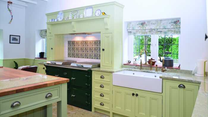 Family kitchen with a country aesthetic Family kitchen with a country aesthetic