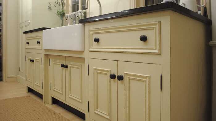 Light coloured kitchen units