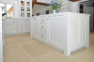 Coastal Retreat Kitchen05.jpg