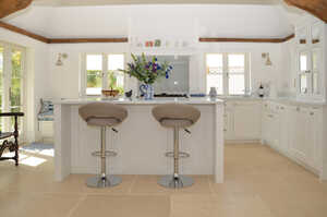 Coastal Retreat Kitchen01.jpg