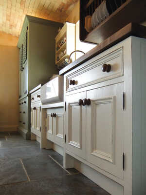 Tuscan Farmhouse Kitchen in Devon07.jpg