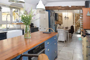 Chipping Campden Trendy Industrial Kitchen30.jpg