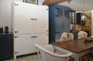 Chipping Campden Trendy Industrial Kitchen09.jpg