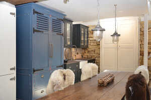 Chipping Campden Trendy Industrial Kitchen08.jpg