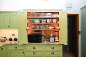 Classic Farmhouse Kitchen13.jpg